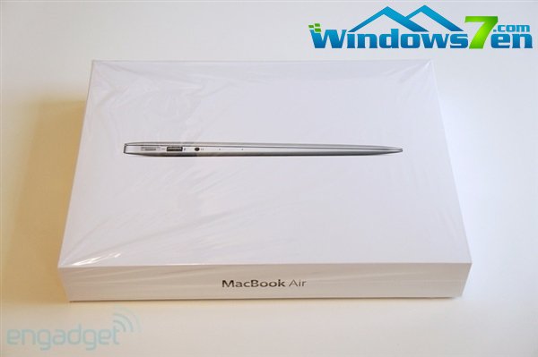 苹果 13 寸全新 MacBook Air 真机图赏