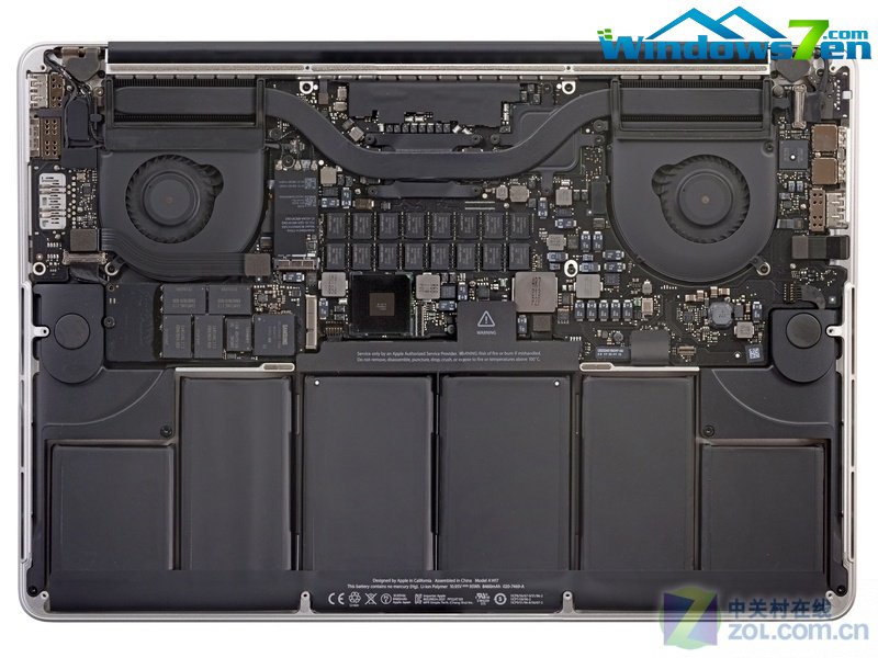 全新 15 英寸 MBP 的内部结构真是一件艺术品，完全颠覆以往的设计思路，一切都需要从头再来，为了耗电的高分屏，增加电池容量是必须的。我最喜欢的是它的散热风扇采用非对称式的扇叶设计，以前我只会抱怨轻薄本的风扇噪音大，却从来没想到通过这样一个小小的改变就能降低噪音。相信这一技术很快就会被其它笔记本品牌争相模仿。这真是一款令人赞叹的笔记本，苹果的保罗·艾维令人尊敬。